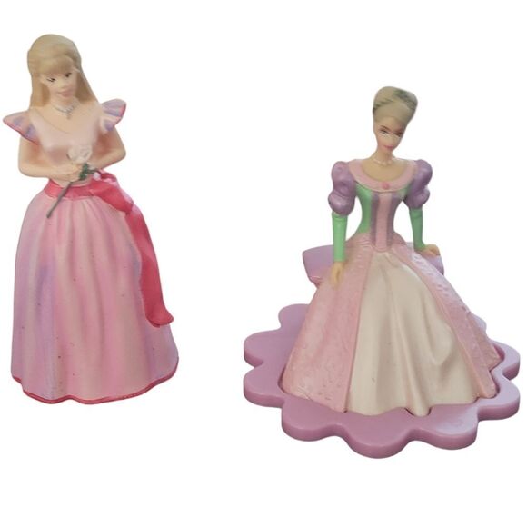 Vintage Disney and Barbie cake toppers / Cinderella - Picture 2 of 2